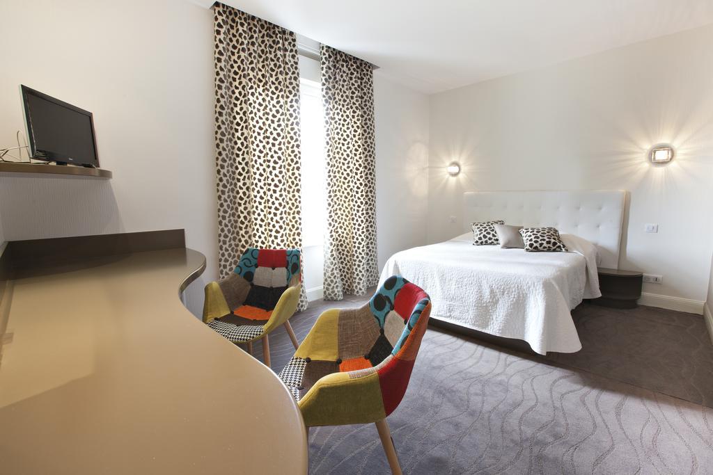 Hotel Radio - Teritoria Chamalières Rum bild